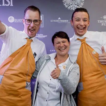 kuk red carpet kir royal