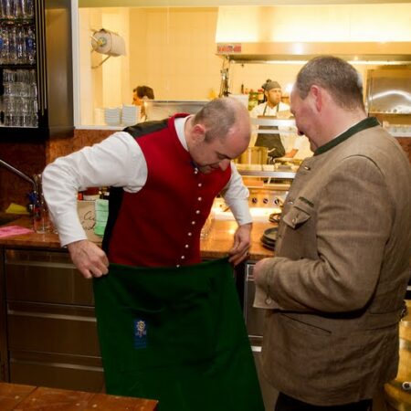 kuk Hofwirt Pre-Opening 20.12.2012