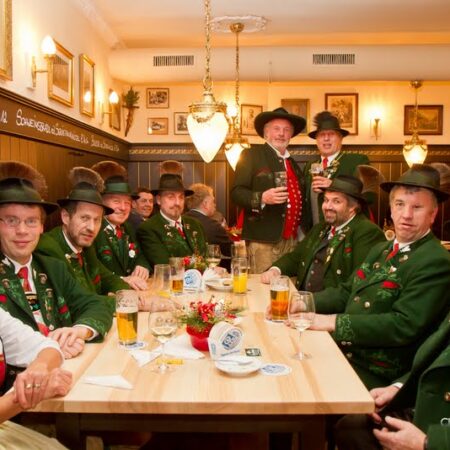 kuk Hofwirt Pre-Opening 20.12.2012